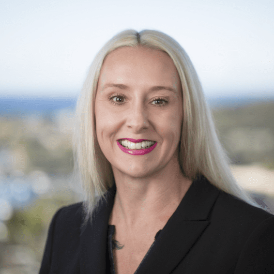 Kylie Van Luyen Headshot