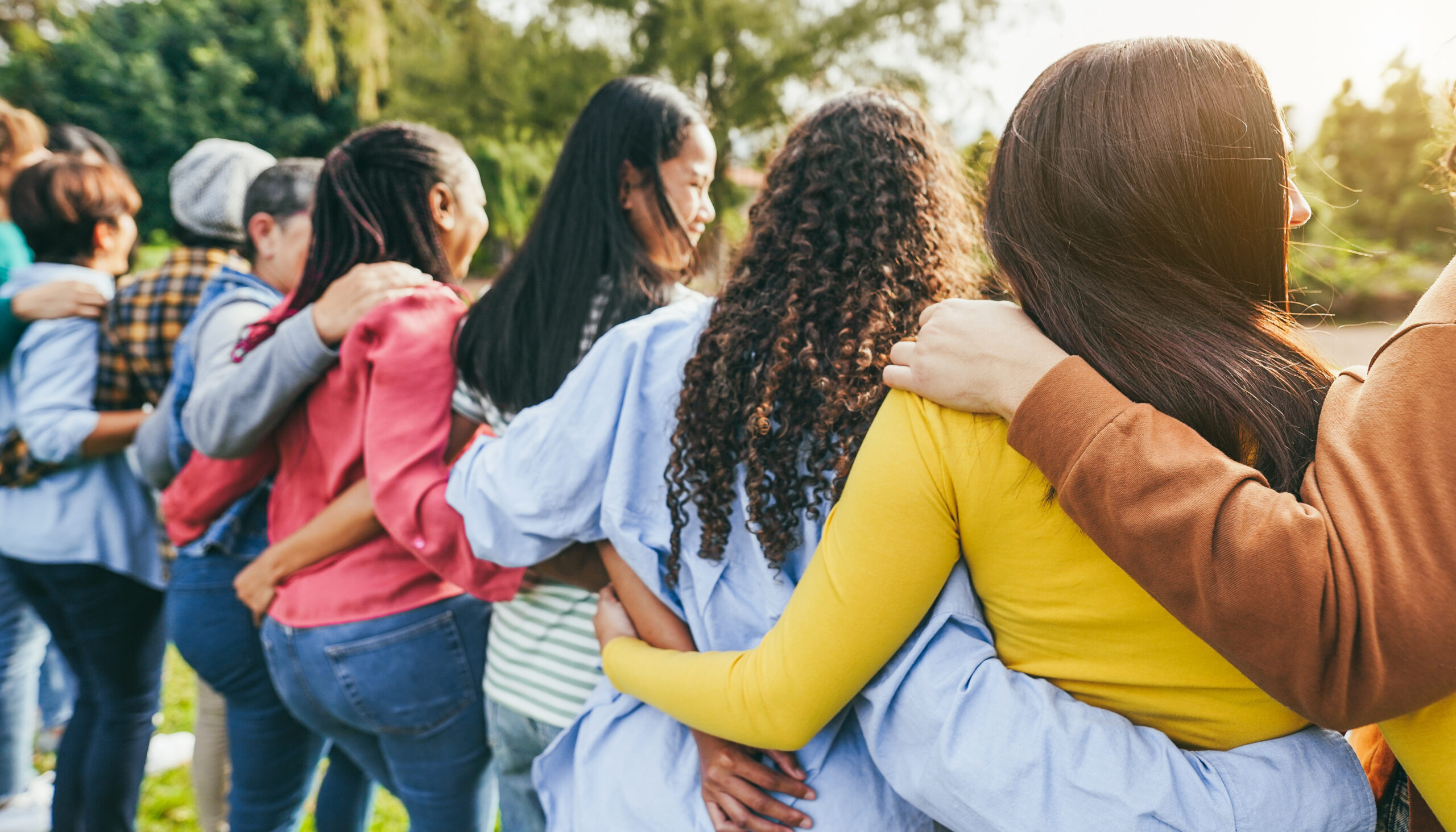10 Confidence-Building Questions to Spark Reflection and Growth for Girls This Summer